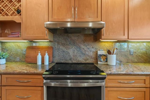 2715 Belmont Canyon, Belmont, CA 94002