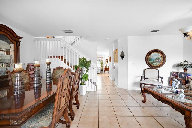 9732 SW 166th Ct, Miami, FL 33196