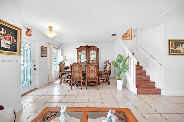 9732 SW 166th Ct, Miami, FL 33196