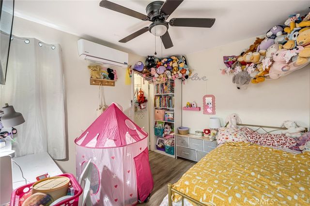 934 N Almond Way, Banning, CA 92220