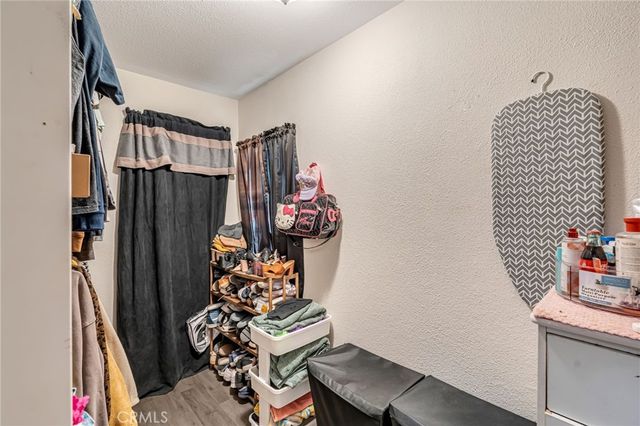 934 N Almond Way, Banning, CA 92220
