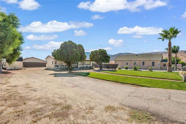 934 N Almond Way, Banning, CA 92220
