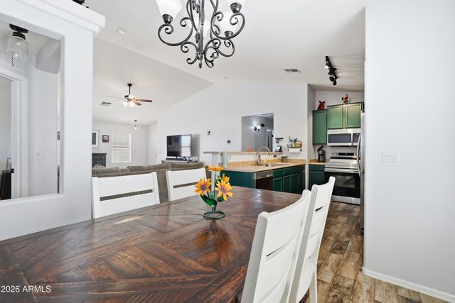 33476 N Windmill Run, San Tan Valley, AZ 85144