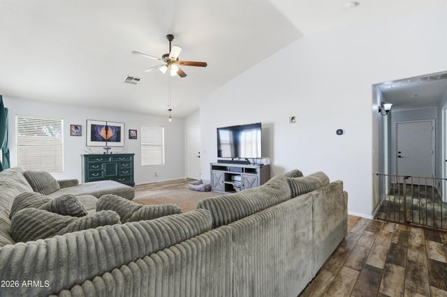 33476 N Windmill Run, San Tan Valley, AZ 85144