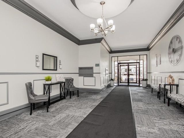 365 Bronx River Road 2C, Yonkers, NY 10704