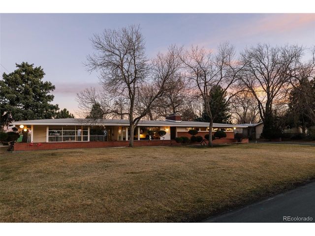 36 Hillside Dr, Wheat Ridge, CO 80215