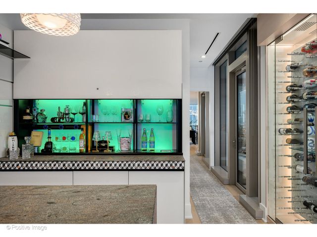 363 E Wacker Drive 3101, Chicago, IL 60601