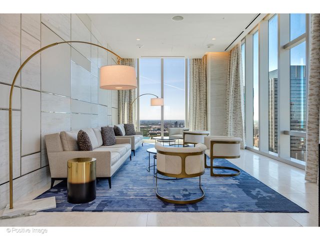 363 E Wacker Drive 3101, Chicago, IL 60601