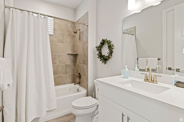 1359 N PASEOS ST, Washington, UT 84780