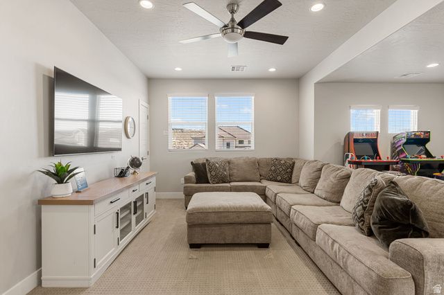 1359 N PASEOS ST, Washington, UT 84780