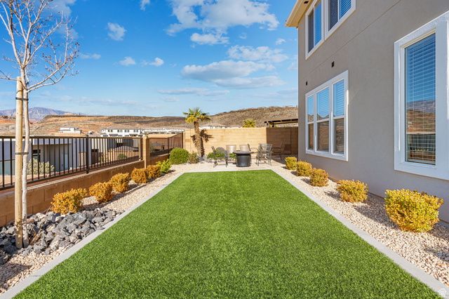 1359 N PASEOS ST, Washington, UT 84780