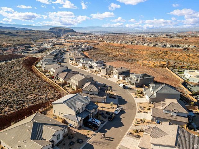 1359 N PASEOS ST, Washington, UT 84780