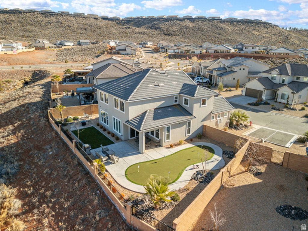 1359 N PASEOS ST, Washington, UT 84780