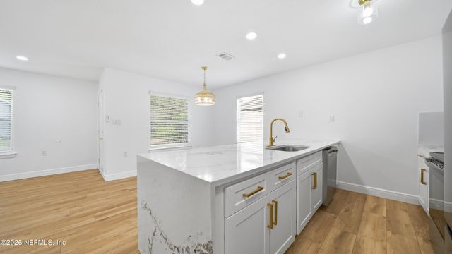 1931 FRANCIS Avenue, Atlantic Beach, FL 32233