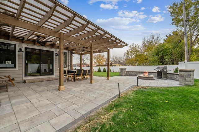 3134 East DRIVE, Lake Geneva, WI 53147