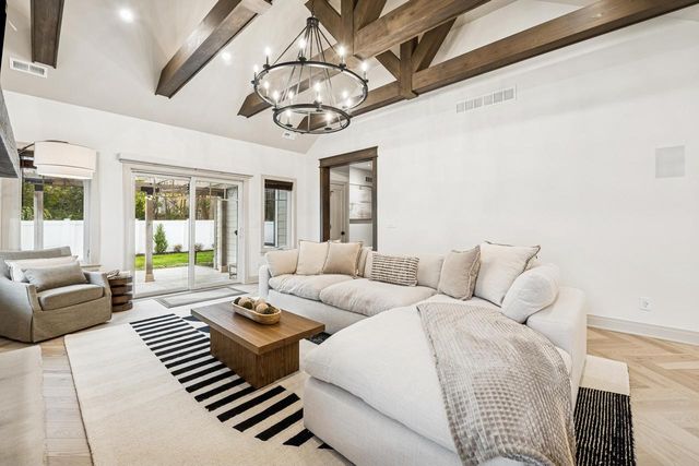 3134 East DRIVE, Lake Geneva, WI 53147