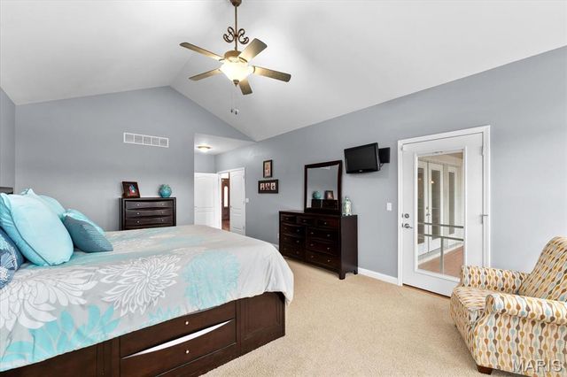 8414 Braeswood Estates Drive, O'fallon, IL 62269