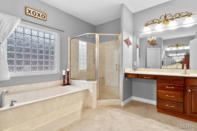 8414 Braeswood Estates Drive, O'fallon, IL 62269