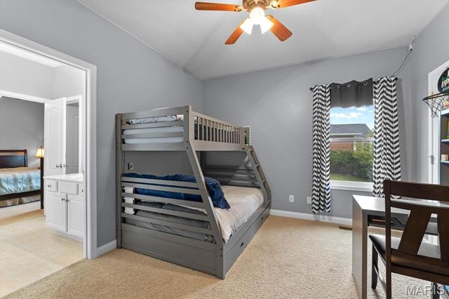 8414 Braeswood Estates Drive, O'fallon, IL 62269