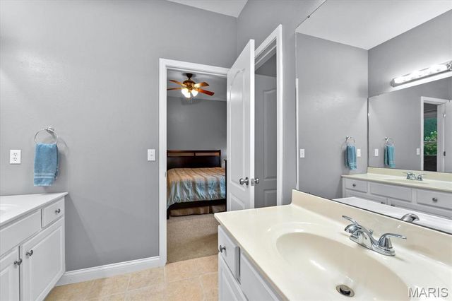 8414 Braeswood Estates Drive, O'fallon, IL 62269