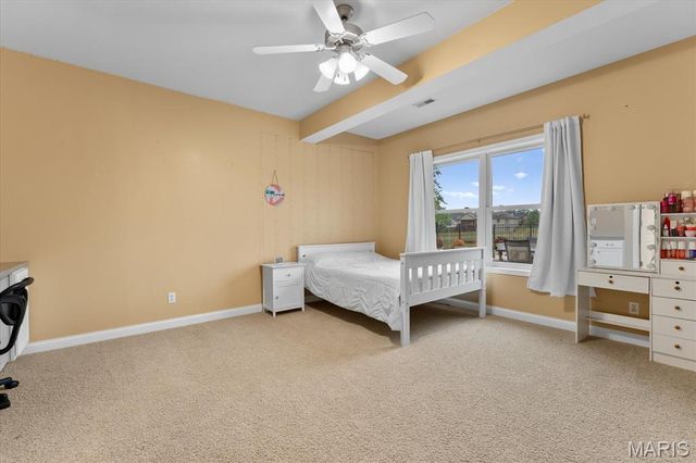 8414 Braeswood Estates Drive, O'fallon, IL 62269