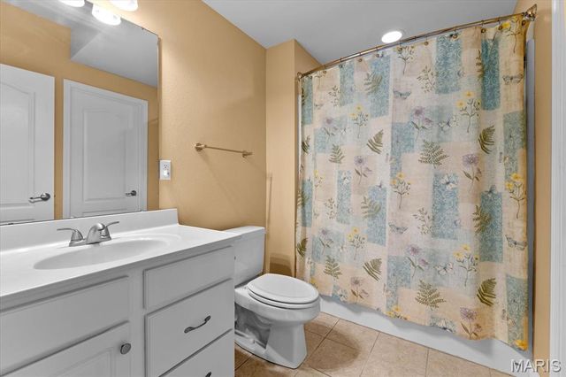 8414 Braeswood Estates Drive, O'fallon, IL 62269