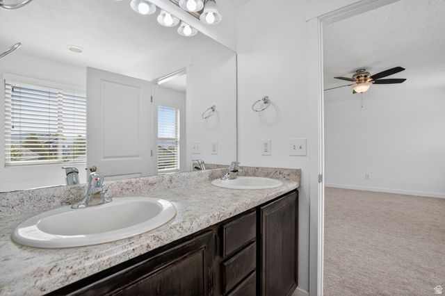 3941 W HOPKINTON CIR, South Jordan, UT 84009