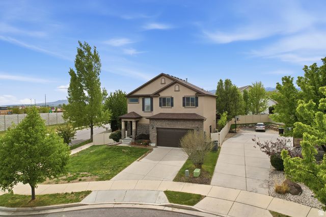 3941 W HOPKINTON CIR, South Jordan, UT 84009