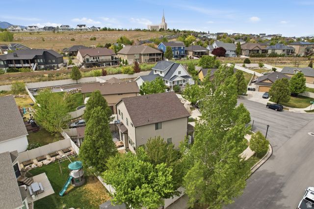 3941 W HOPKINTON CIR, South Jordan, UT 84009