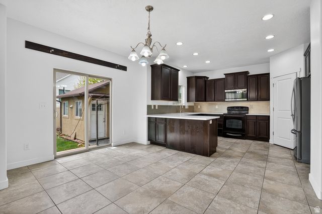 3941 W HOPKINTON CIR, South Jordan, UT 84009
