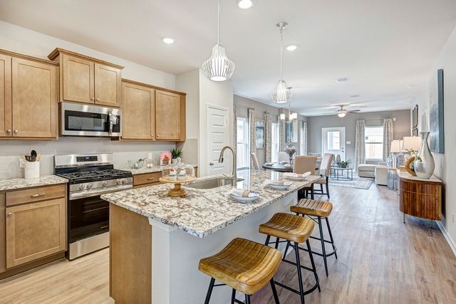 4325 Bower Hill Drive, Fort Worth, TX 76036