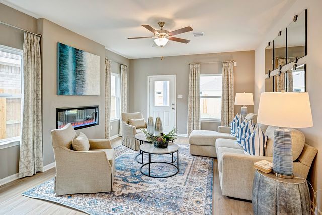 4325 Bower Hill Drive, Fort Worth, TX 76036