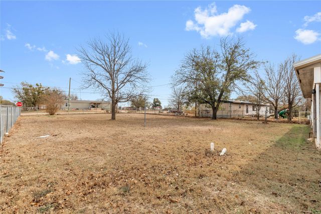 309 Goodwin, Bangs, TX 76823
