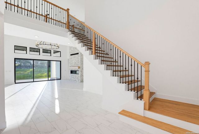 27815 Arrowsmith, Boerne, TX 78006