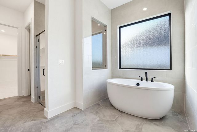 27815 Arrowsmith, Boerne, TX 78006