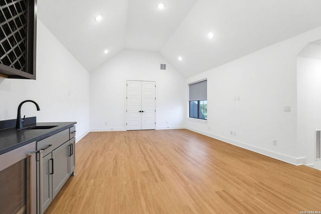 27815 Arrowsmith, Boerne, TX 78006