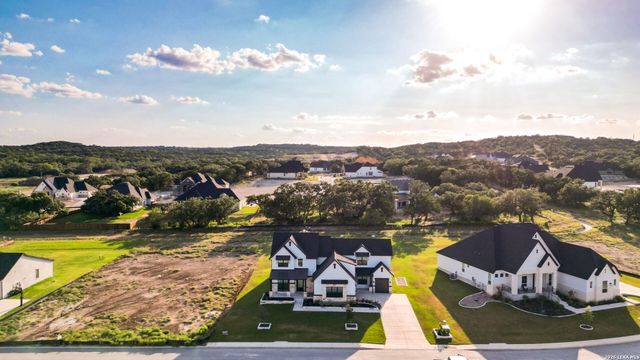 27815 Arrowsmith, Boerne, TX 78006