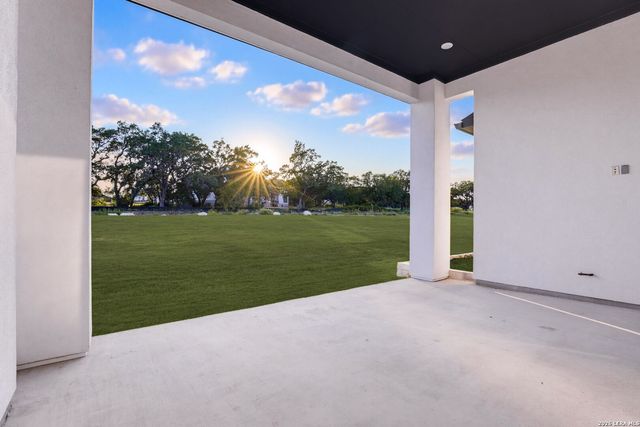 27815 Arrowsmith, Boerne, TX 78006