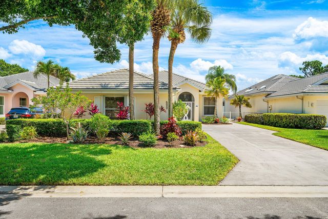 5022 SE Inkwood Way SE, Hobe Sound, FL 33455