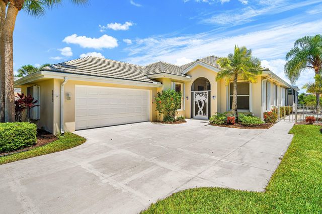 5022 SE Inkwood Way SE, Hobe Sound, FL 33455