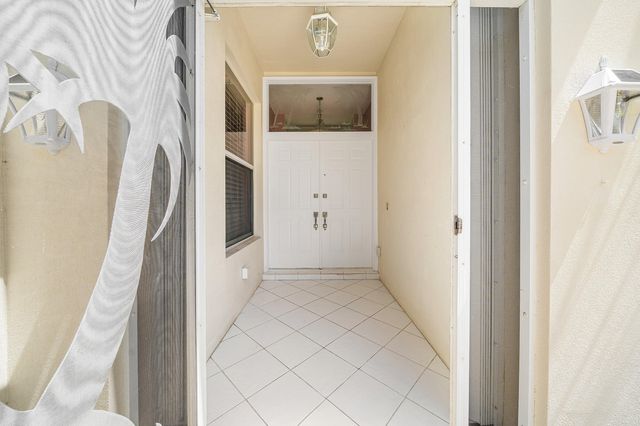 5022 SE Inkwood Way SE, Hobe Sound, FL 33455