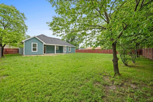 2822 Anderson Street, Greenville, TX 75401