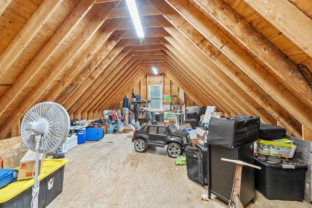 61 Beaver Pond Road, Weare, NH 03281