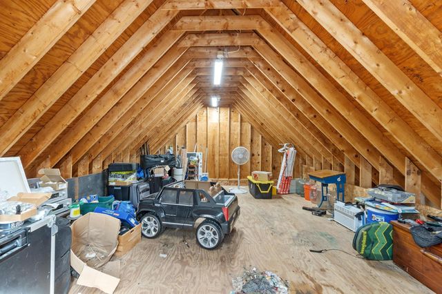 61 Beaver Pond Road, Weare, NH 03281