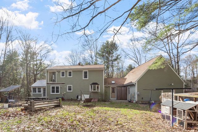 61 Beaver Pond Road, Weare, NH 03281