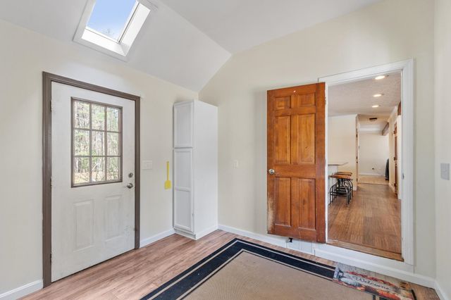 61 Beaver Pond Road, Weare, NH 03281
