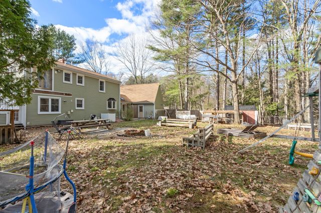 61 Beaver Pond Road, Weare, NH 03281