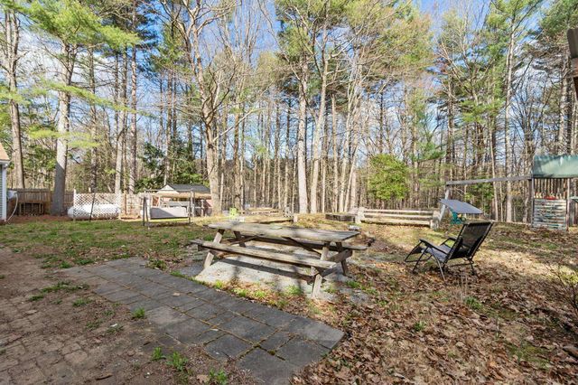 61 Beaver Pond Road, Weare, NH 03281