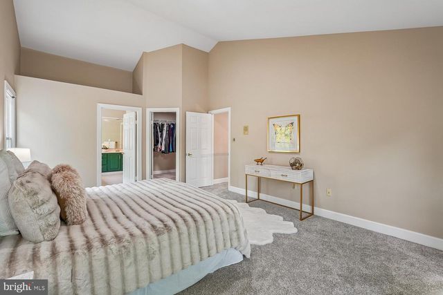 13113 WILLOW EDGE CT, Clifton, VA 20124