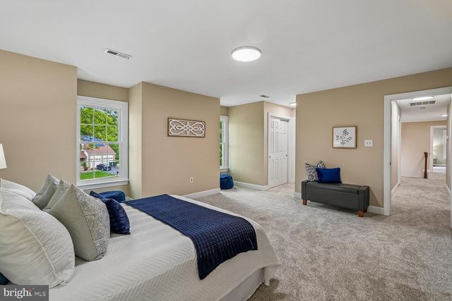 13113 WILLOW EDGE CT, Clifton, VA 20124